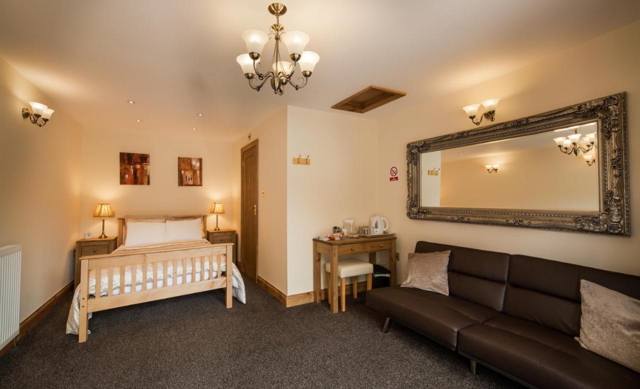 Acorns Old Farm Hotel Felton  ภายนอก รูปภาพ