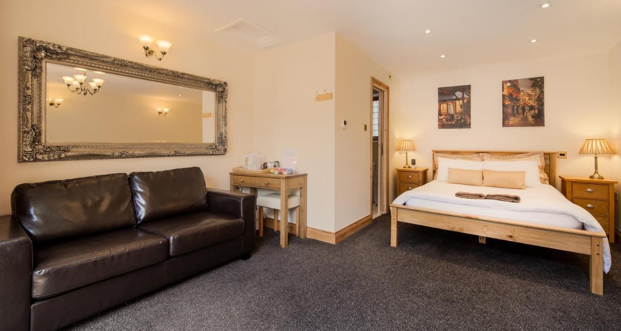 Acorns Old Farm Hotel Felton  ภายนอก รูปภาพ