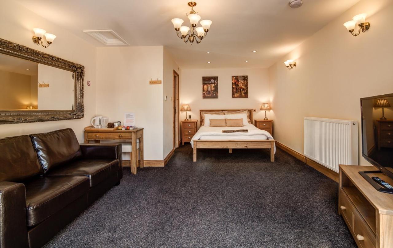 Acorns Old Farm Hotel Felton  ภายนอก รูปภาพ
